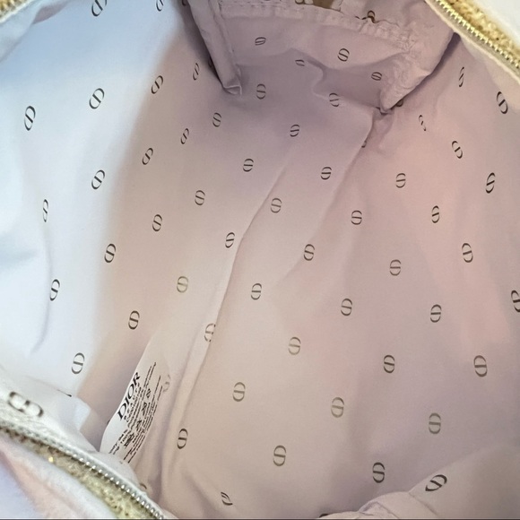 Dior Velvet Cosmetic Pouch - Picture 6 of 6